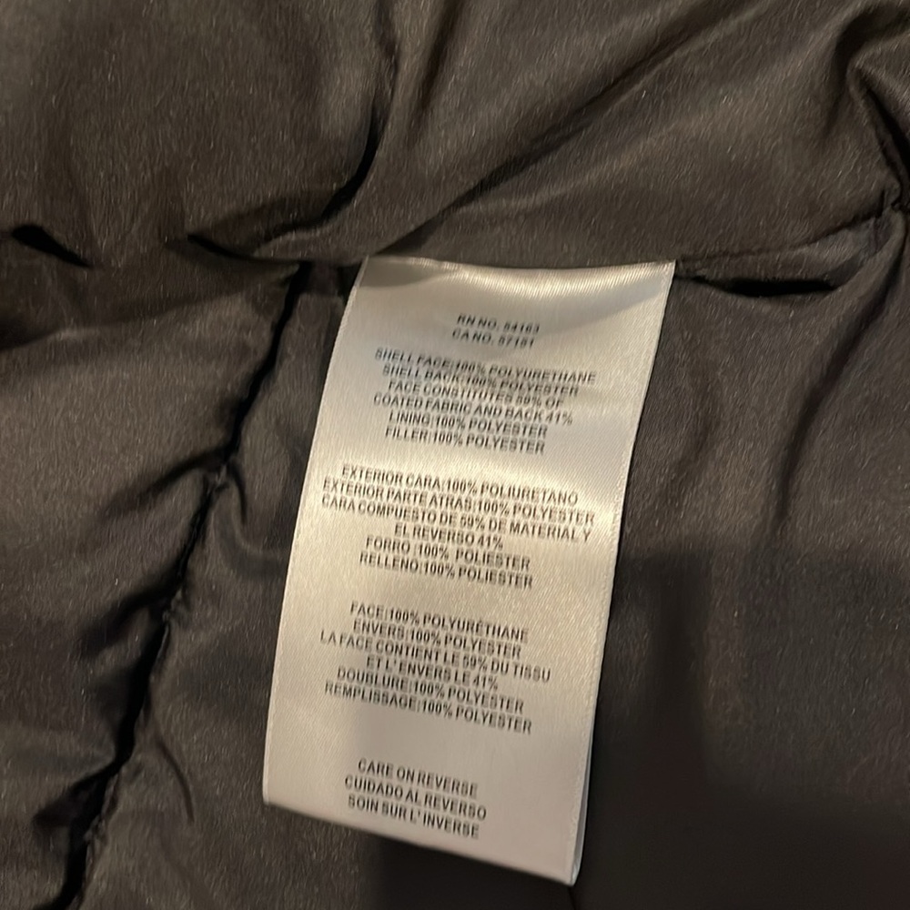 Levi’s Puffer Jacket - image 5